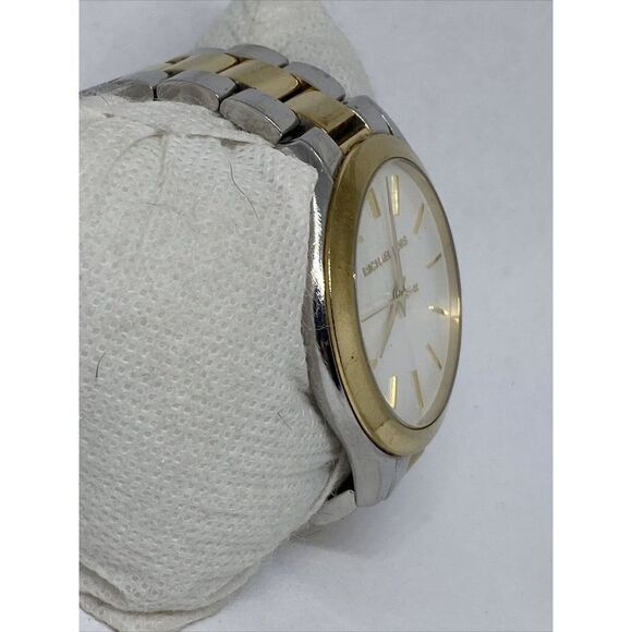 Michael Kors Slim Runway MK3198 Women's Stainless Steel Analog Dial Watch MP726 - Picture 5 of 12